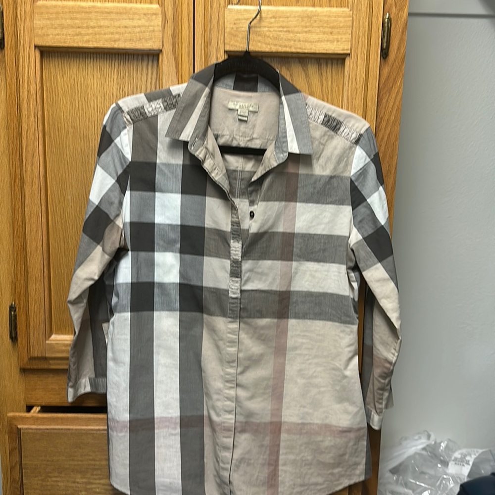 Burberry blouse